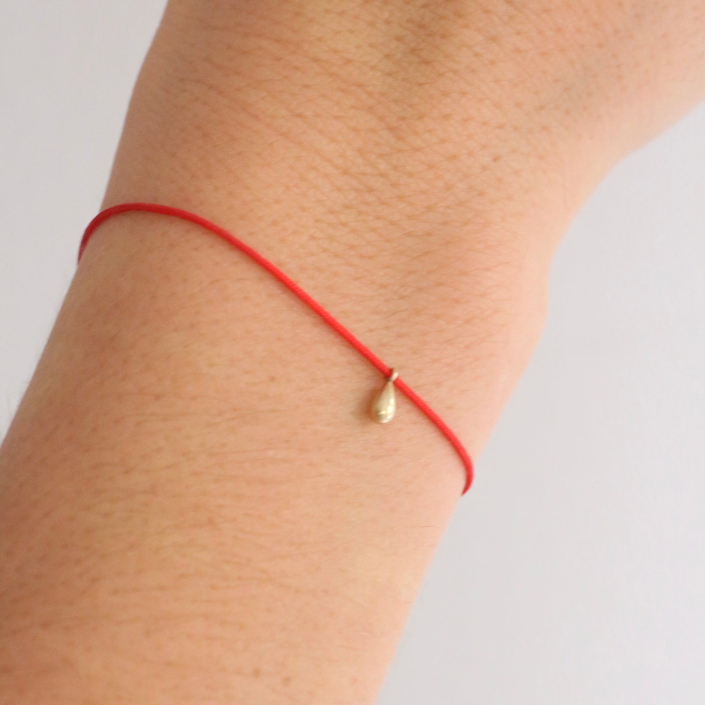 Lucky Charm Red String Bracelet 14k gold