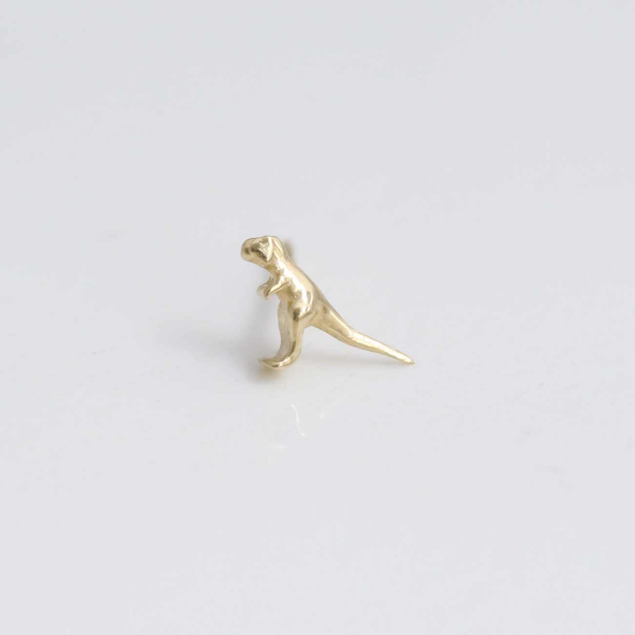 T-rex stud 14k gold