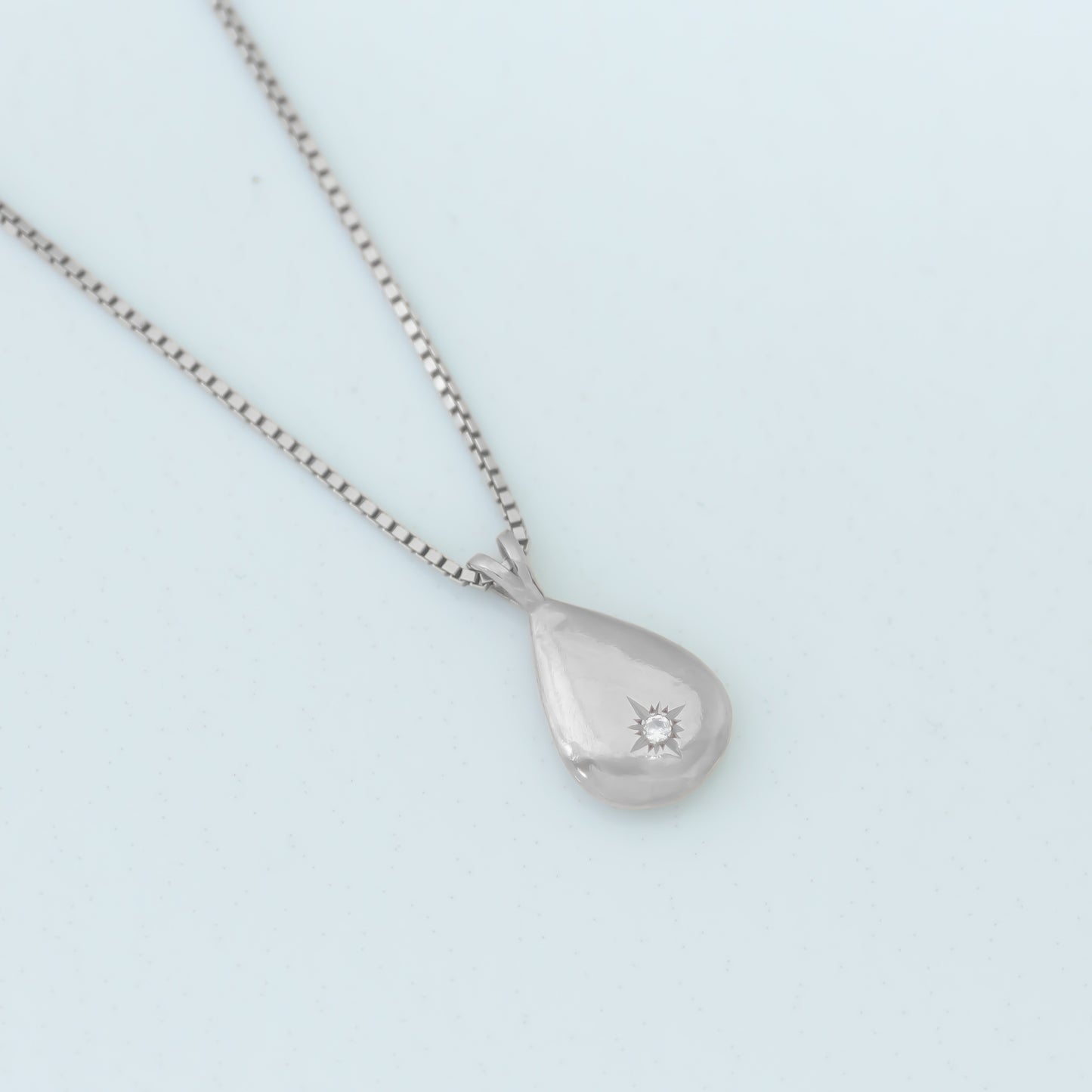 Teardrop necklace silver