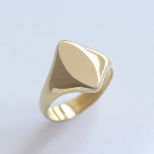 Marquise Signet ring 14k Gold