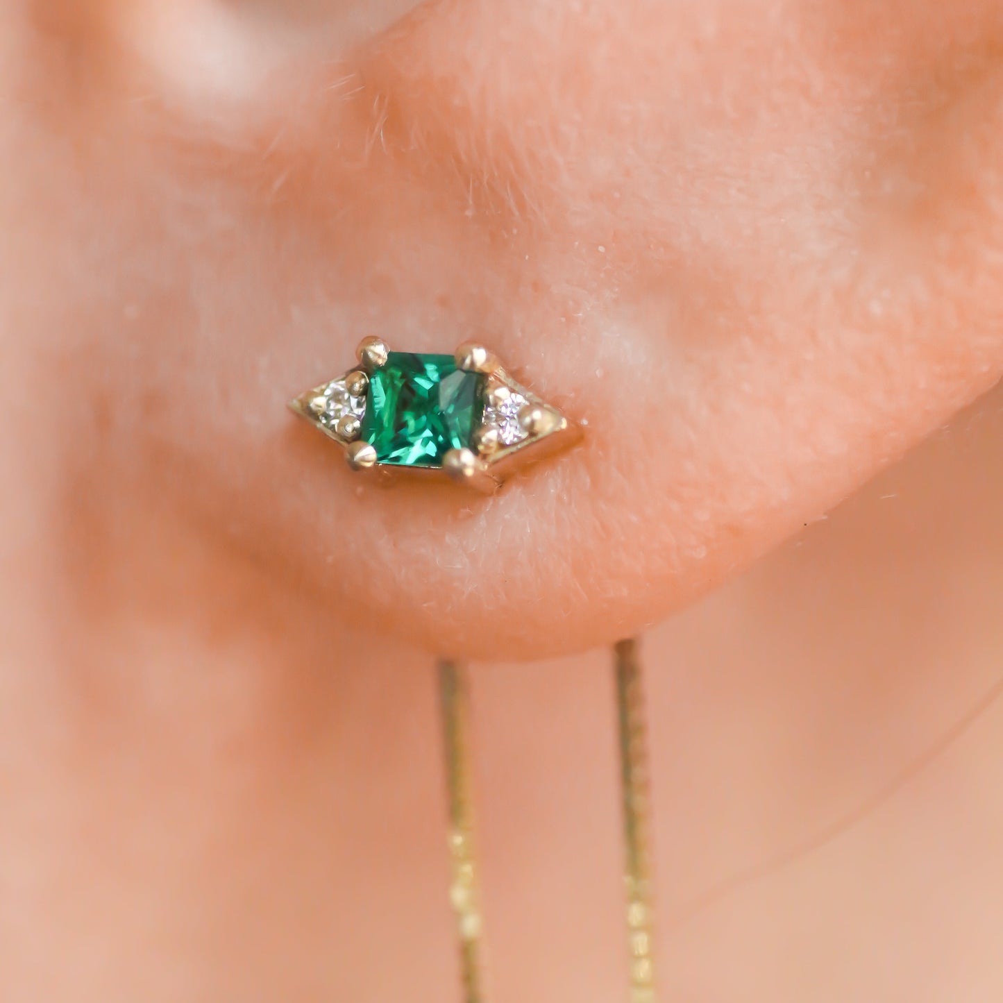 Kai Emerald and Diamond earring 14k gold