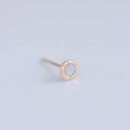 Opal Stud 14k gold