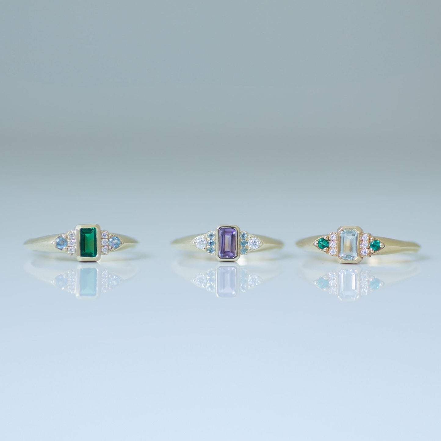 Emerald Aqua signet ring 14k gold