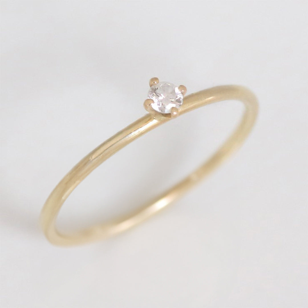 Tiny Solitaire ring