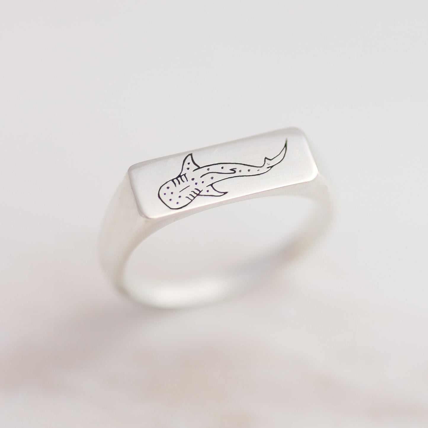 14K טבעת חותם בעיצוב אישי 