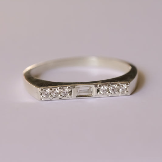 Fantasy Signet ring 14k gold