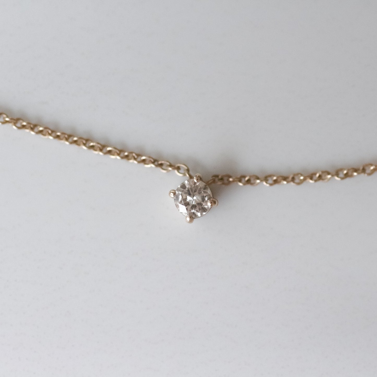 14K שרשרת טייני יהלום