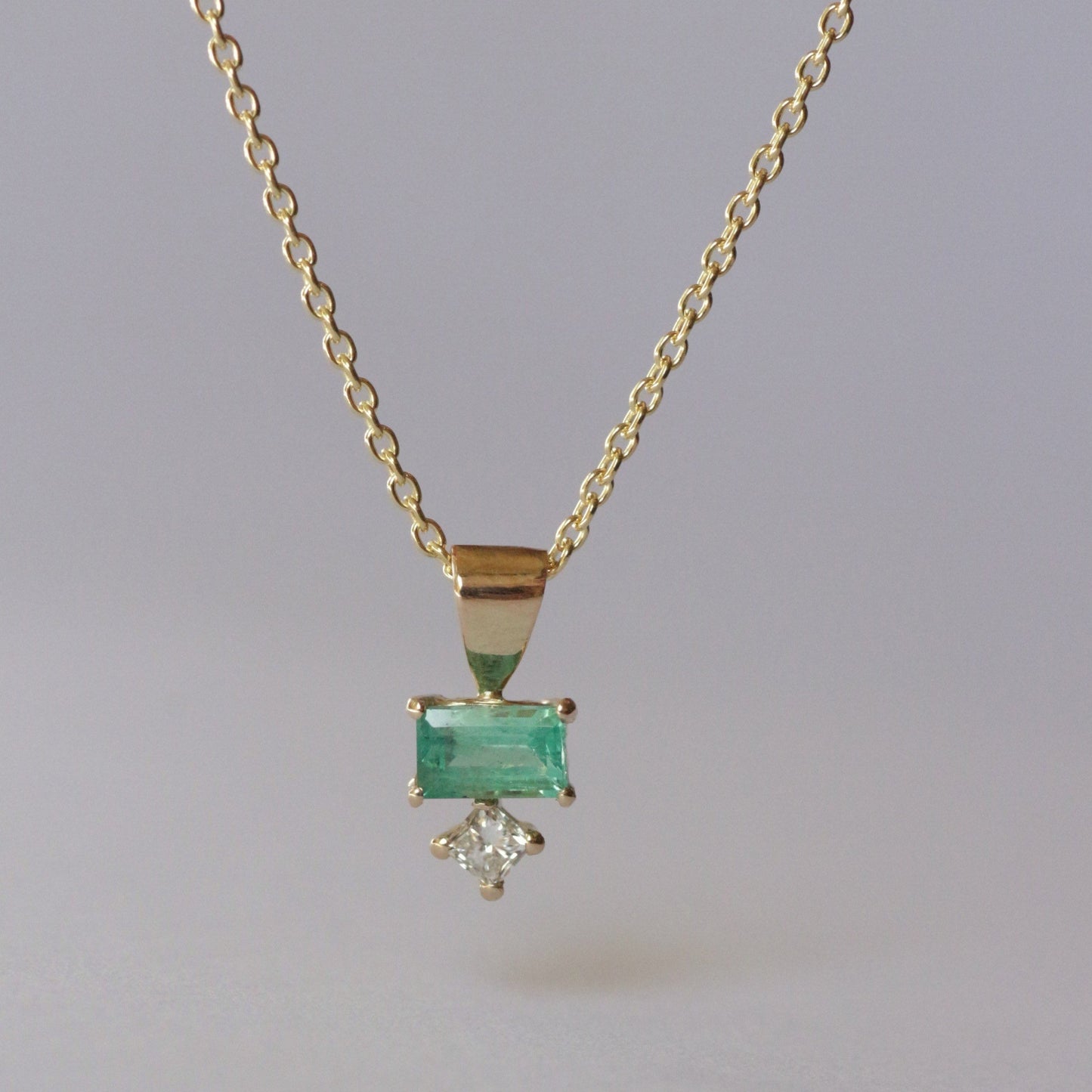 Aurora necklace 14k gold
